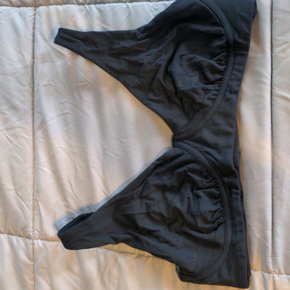 MeUndies feel free wireless long line bra